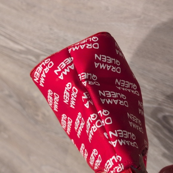 Red Shoulder Bag - Picture 4 of 6